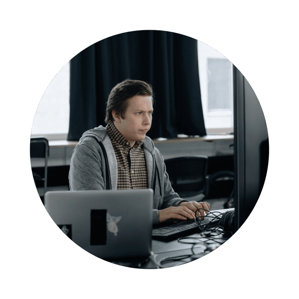 Mark Phillips Itaar Review